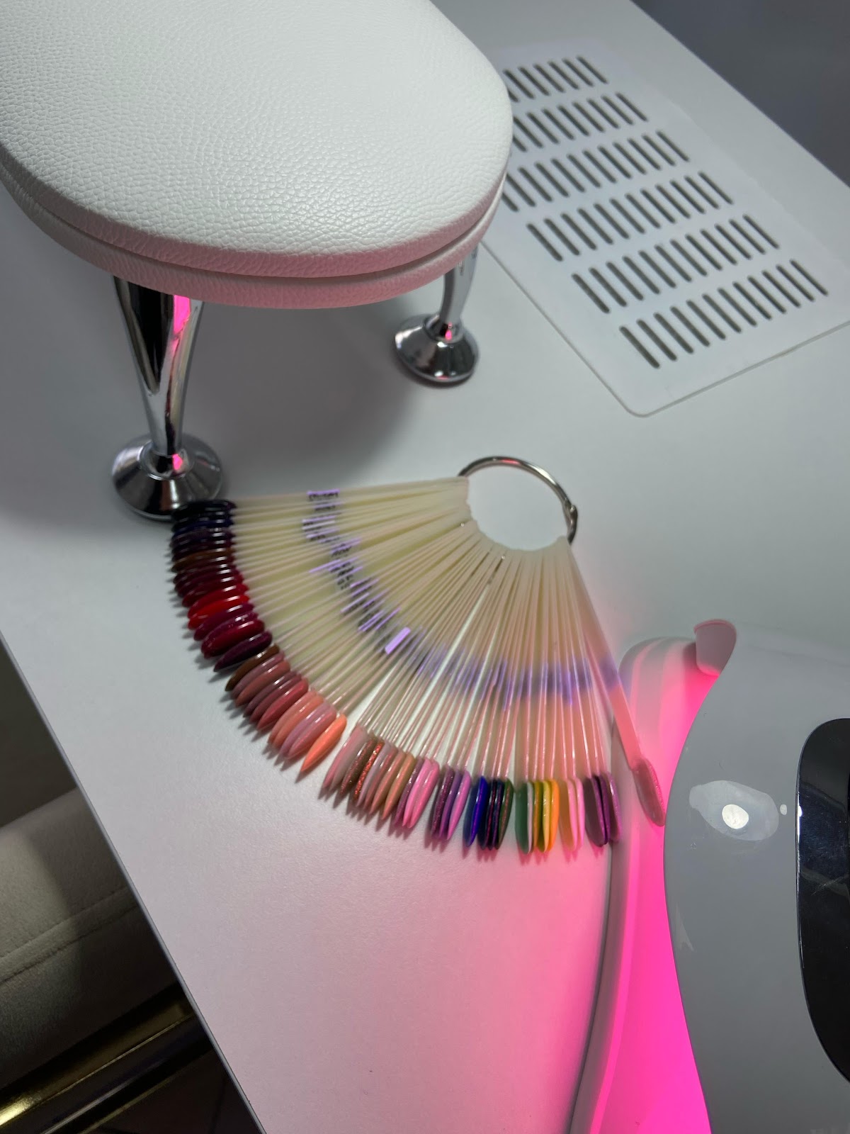 Luna Nail Beauty — salondan bir kare
