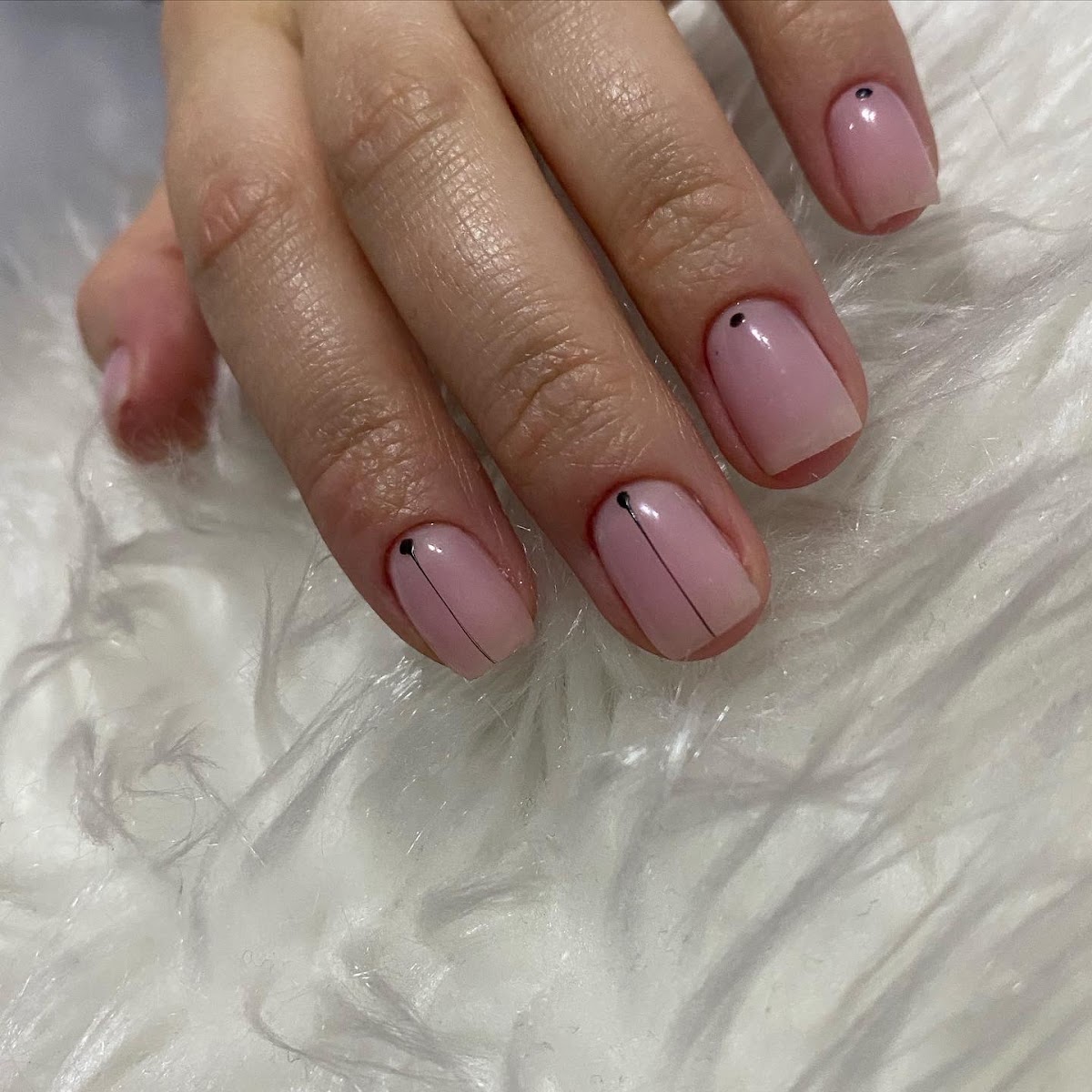 Cristina nail studio — salondan bir kare