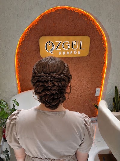Özgül Kuaför — kare 3