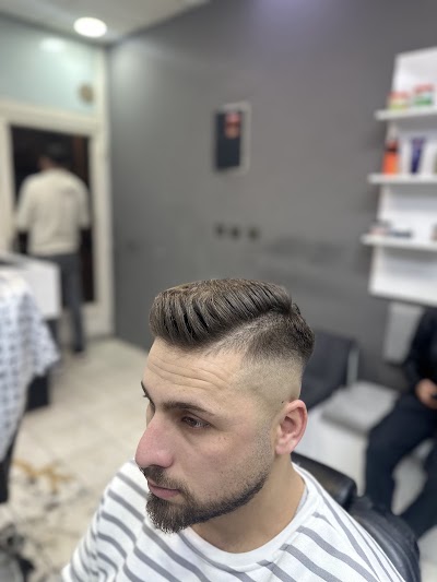 Salon Özer — kare 4