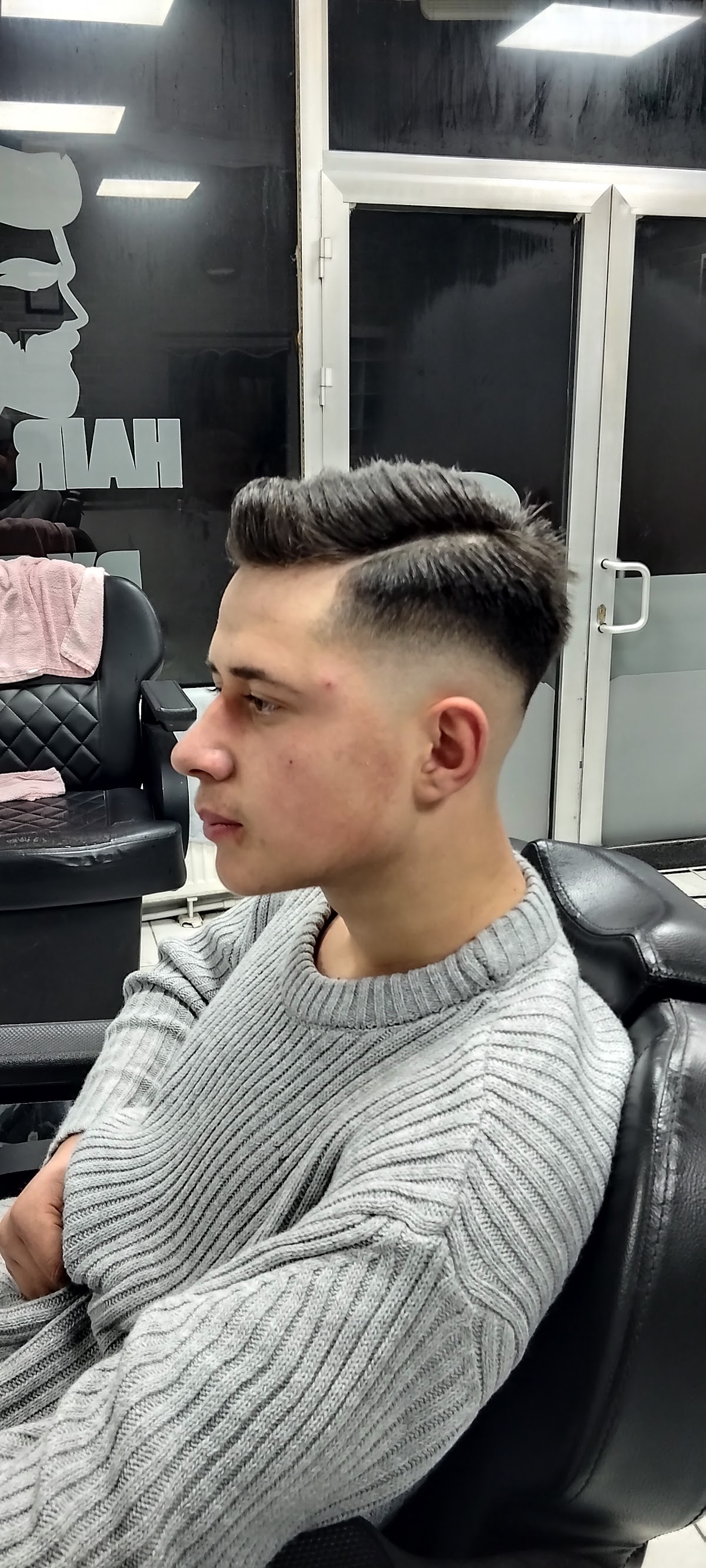 Salon by bakış — salondan bir kare