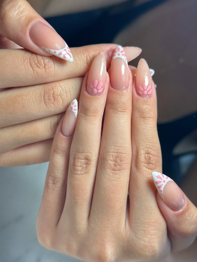 Mila Beauty — kare 5