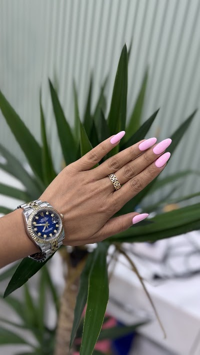 Estasya Beauty — kare 3