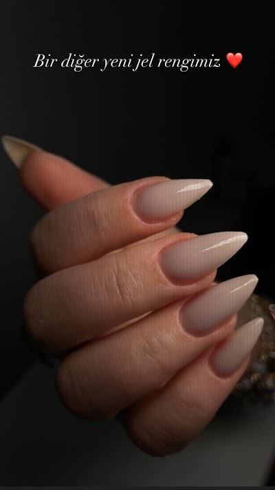 Zümra İnçlik Nail Studio — kare 5