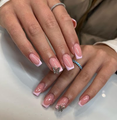 Nihal Beauty Studio — kare 2