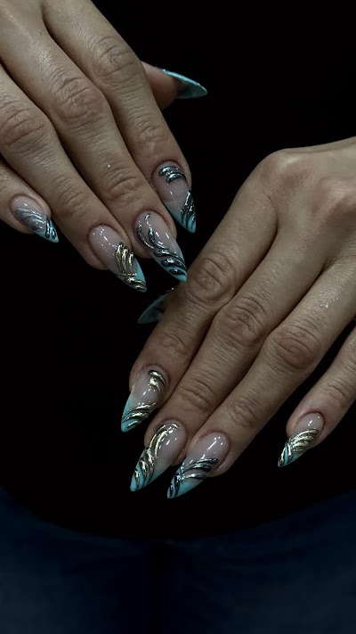 Fezotic Nail Bar — kare 2