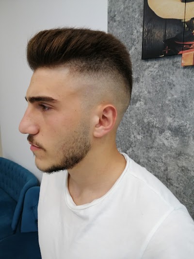 Barbier kuaför — kare 3