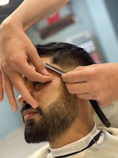 SAMET ERDEM BARBER — kare 2