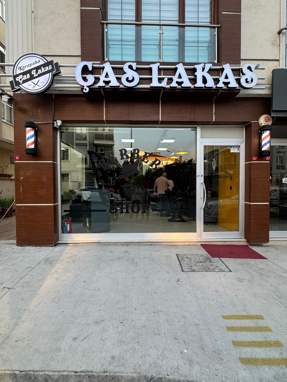 ÇAS&LAKAS — salondan bir kare