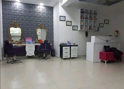 Bitlis Sima Bayan Kuaförü — kare 5