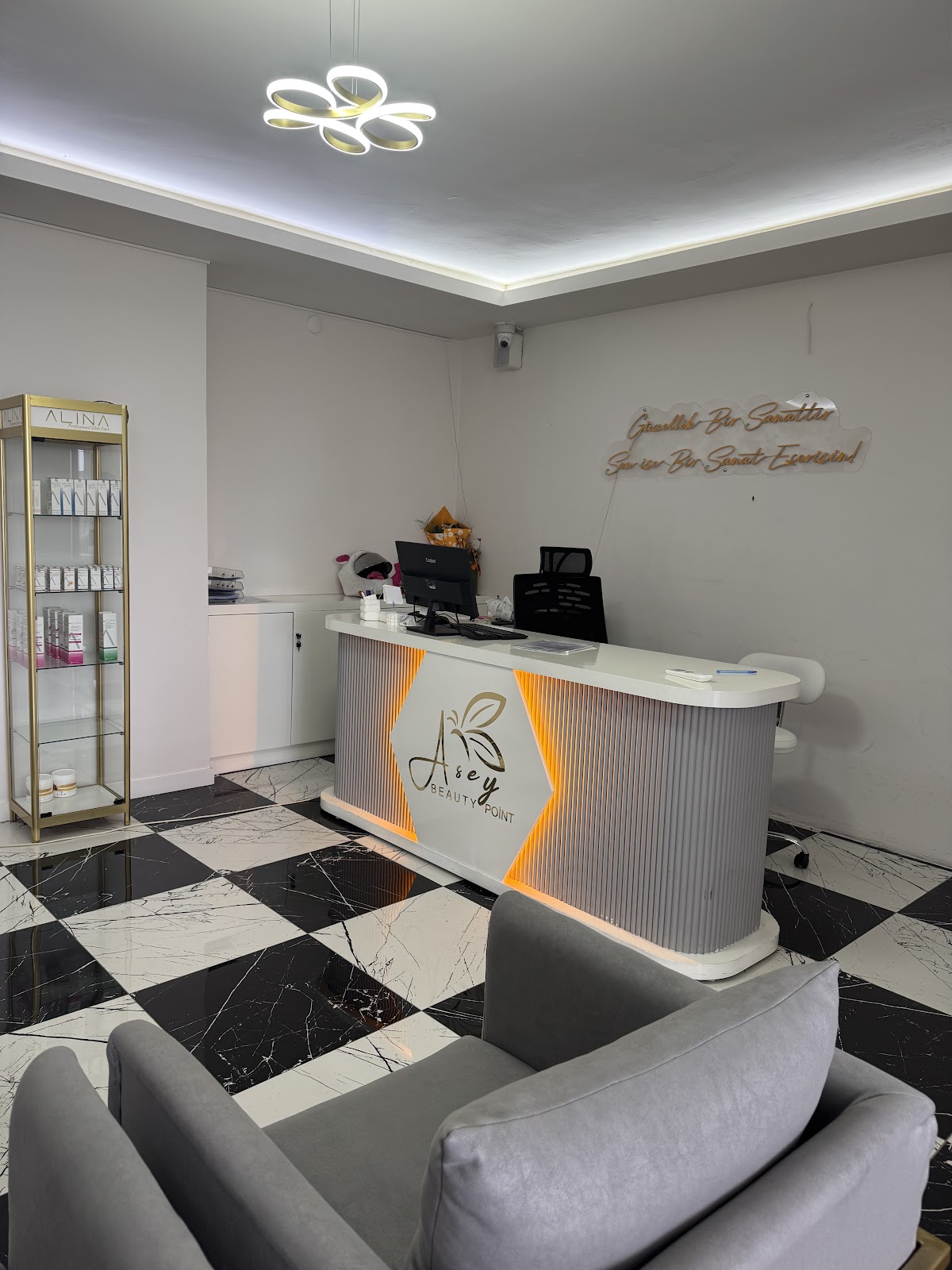 ASEY BEAUTY POİNT — salondan bir kare