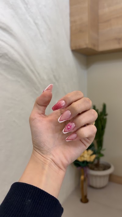 Nil Ada Beauty Center — kare 4