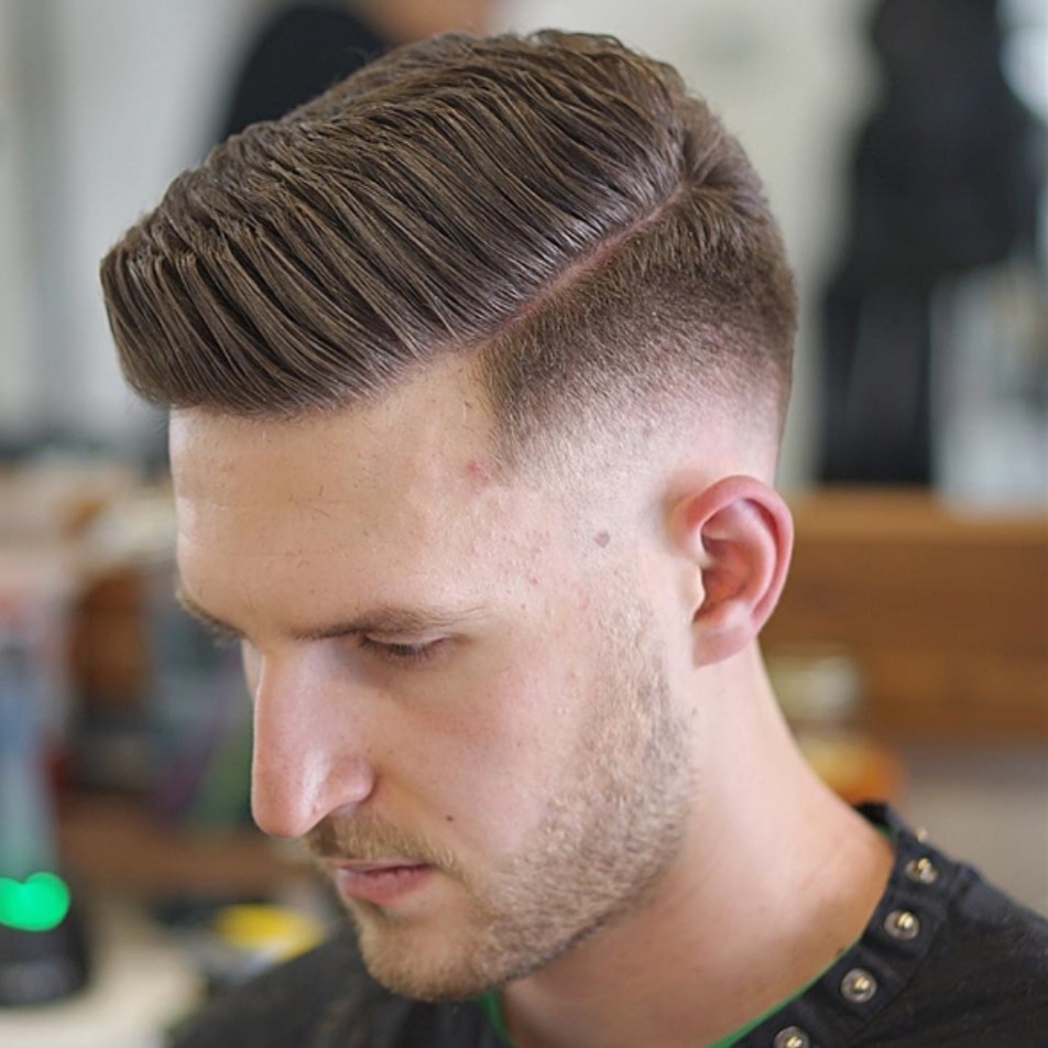 Salon Bayber — salondan bir kare
