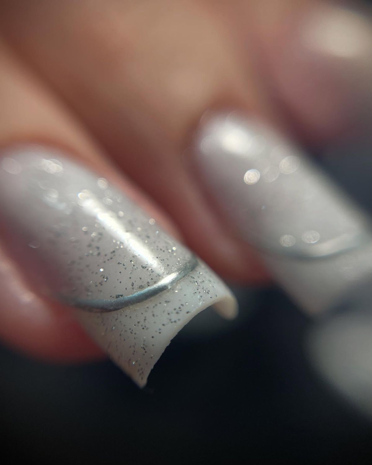 French nail bar — salondan bir kare