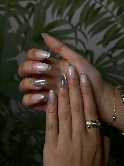 Nova Nail Beauty — kare 2