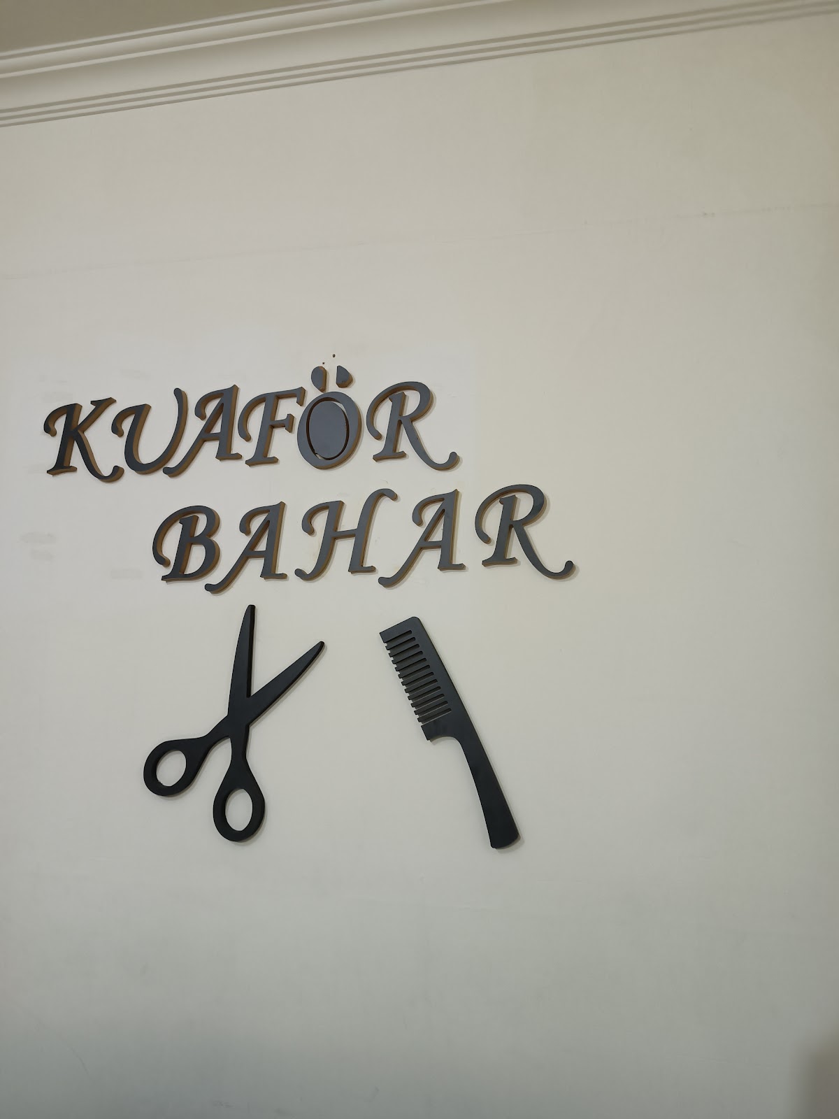 Kuaför bahar — salondan bir kare