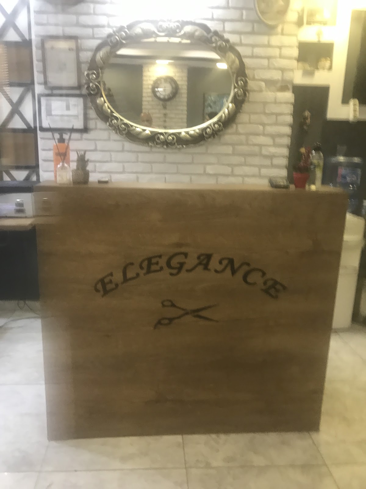 Elegance Bayan Kuaförü — salondan bir kare