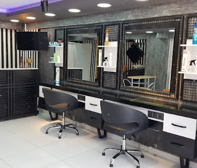 SALON EMİNE & DENİZ — kare 2