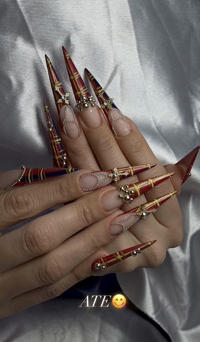 Fezotic Nail Bar — kare 4