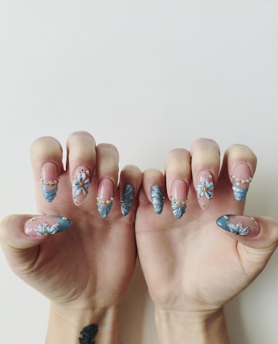 La Liva Beauty Studio Academy — kare 5