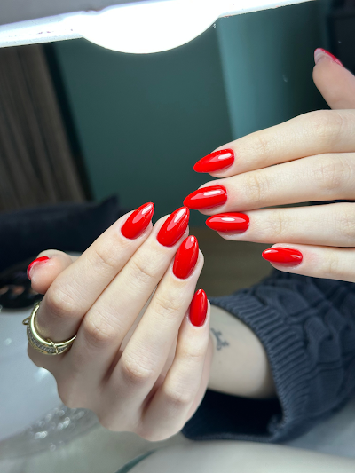 Mila Beauty — kare 2
