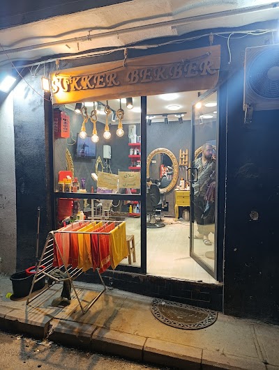 Sukker Barber - صالون حلاقةعربي ..Men barber — kare 3