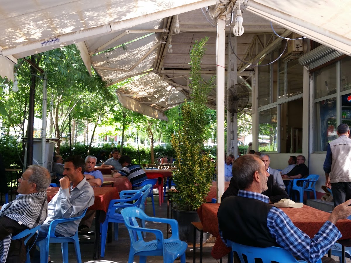 Kanlıkuyu Parkı Fırat Kuaför — salondan bir kare