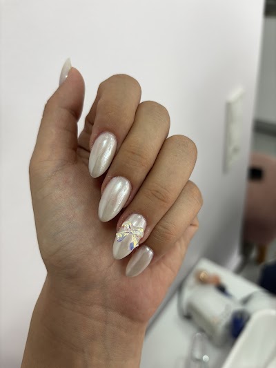 Özge Nail Studio | Bornova Kalıcı Oje & Tırnak Tasarım — kare 5