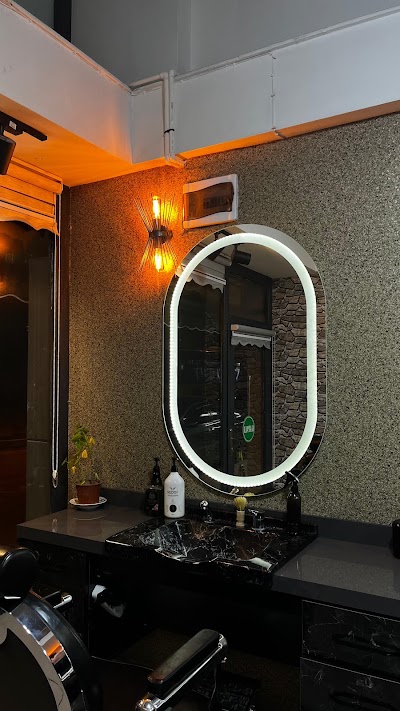 Gri Salon — kare 3
