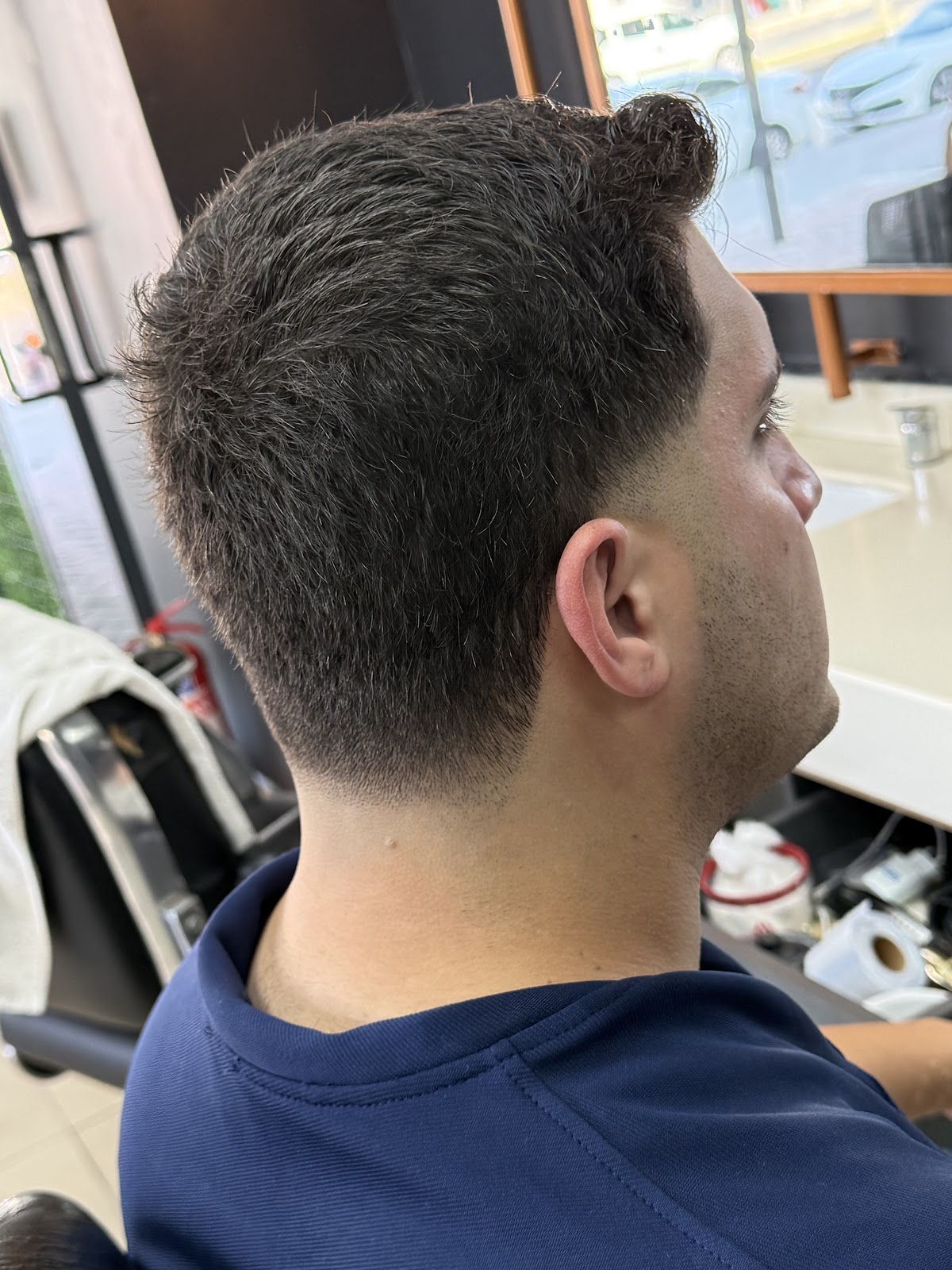 BARBER TEAM — salondan bir kare