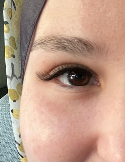 Esthera Beauty — kare 2
