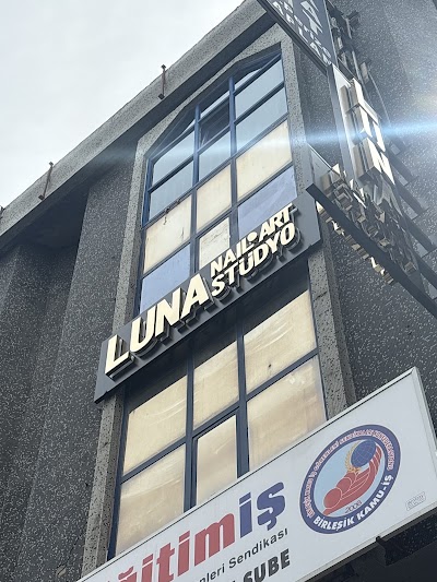 Luna nail art studio — kare 3