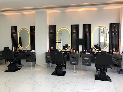 MÇ Barber Shop — kare 2