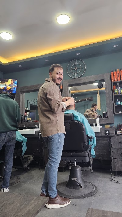 Mir Barber Shop — kare 2