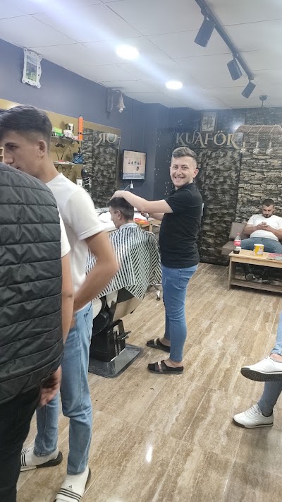 KUAFÖR ZEKİŞ — kare 4