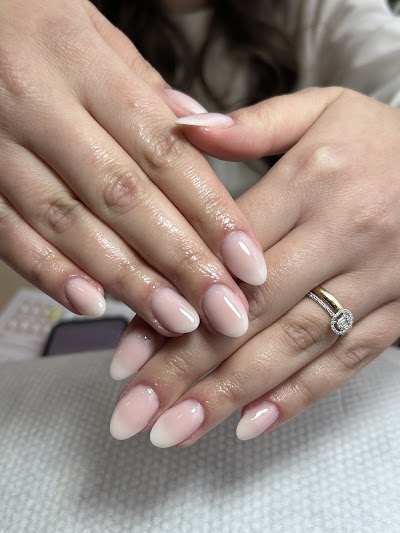 Sole Nail Art Studio — kare 2