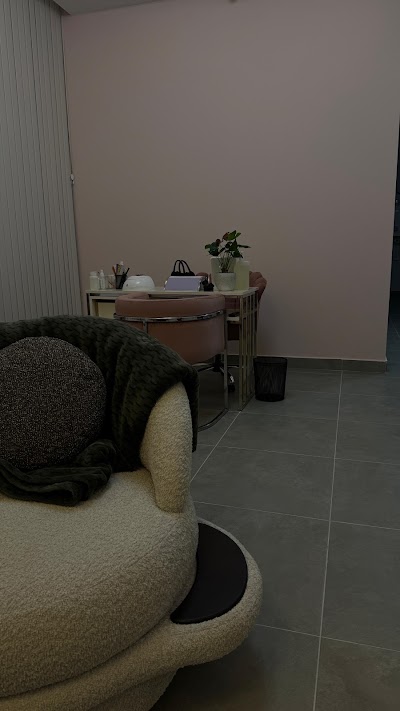 LİDYA BEAUTY SALOON — kare 2