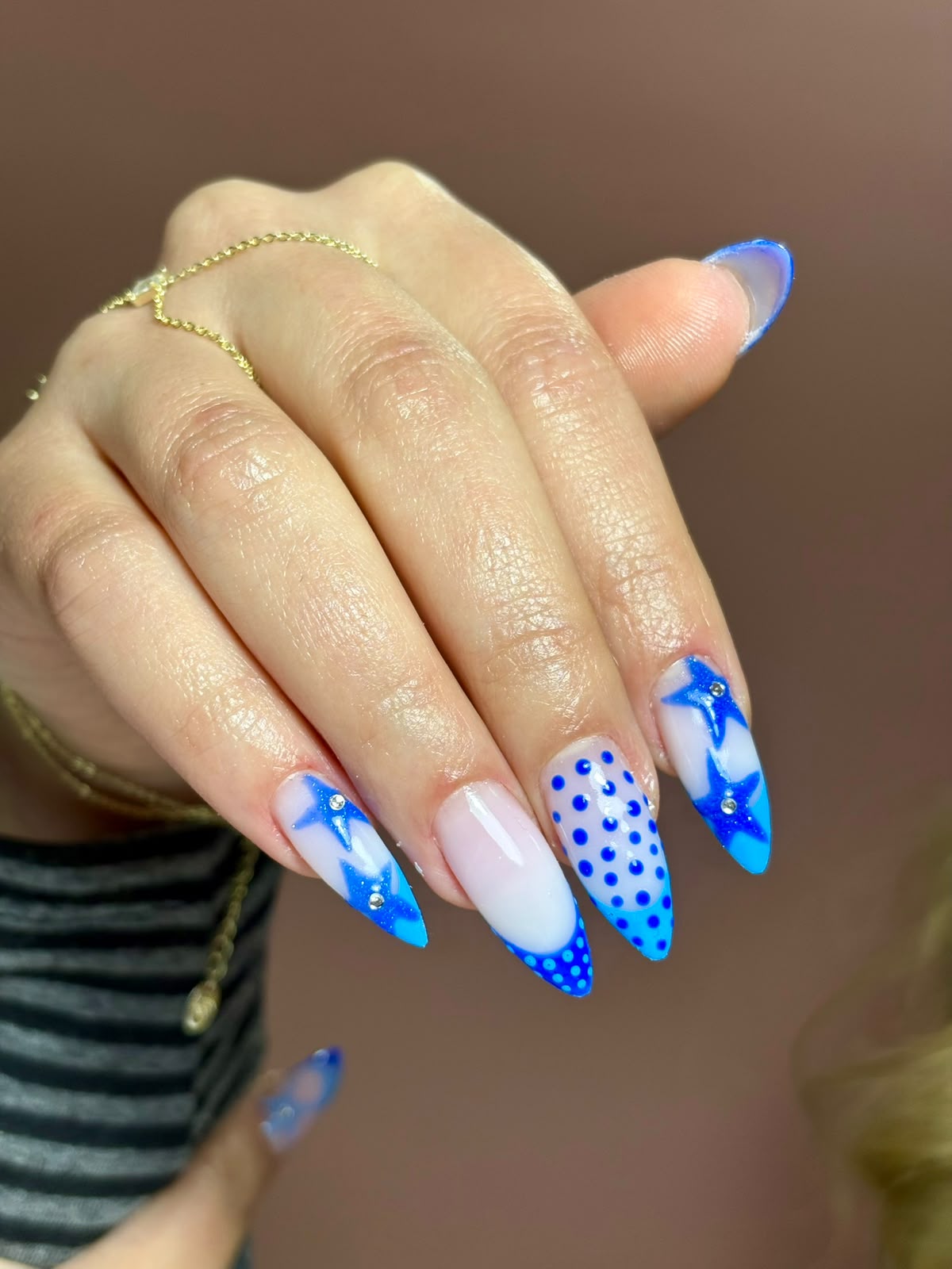 Balım Nail ART — salondan bir kare
