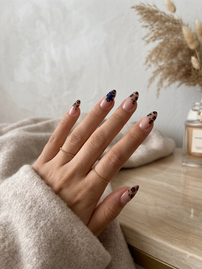 Mood Nails Beauty Studio — kare 5
