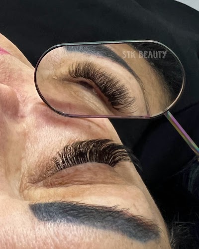 STK Beauty Salon — kare 2