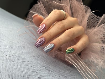 Miray Nail Bar — kare 4