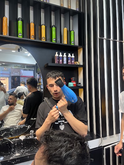 Salon 33 — kare 2