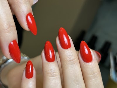 Knlnailstudio — kare 5