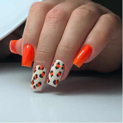Sunny Nail — kare 4