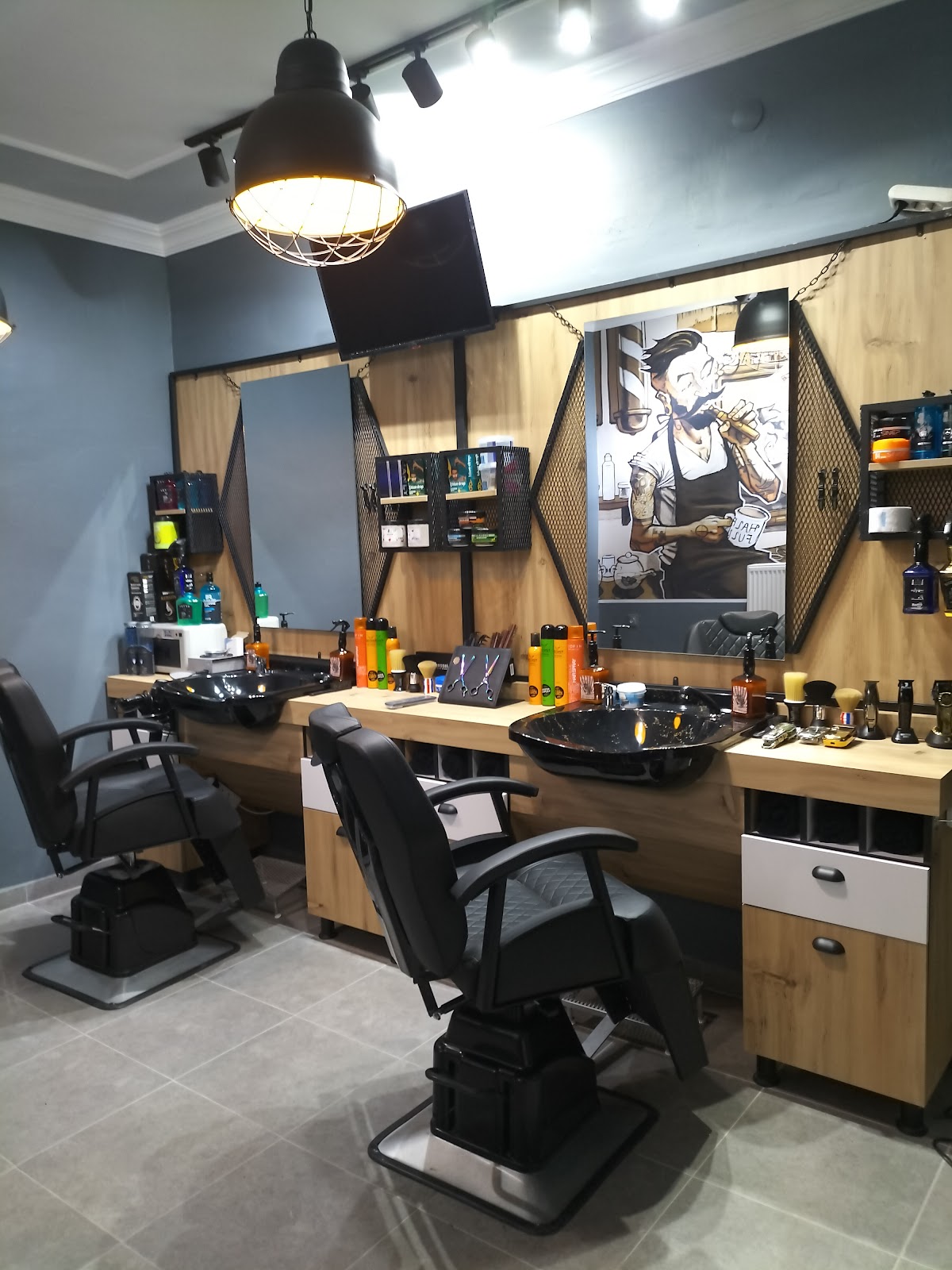 Çağkan Karaca Hair Studio — salondan bir kare
