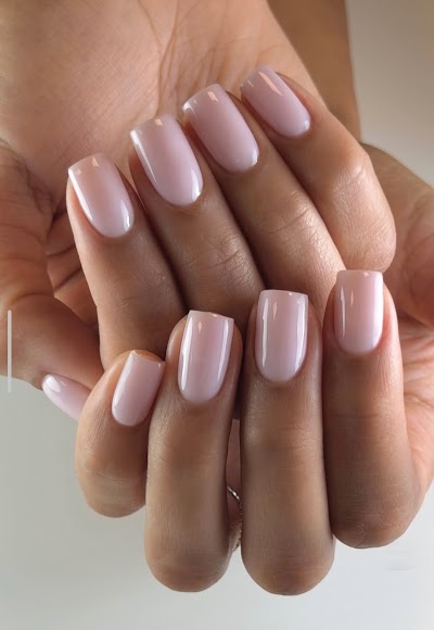 Namira Luxe Nails — kare 5