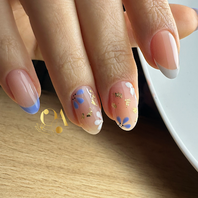 Ozge Acar Nail Studio — kare 3