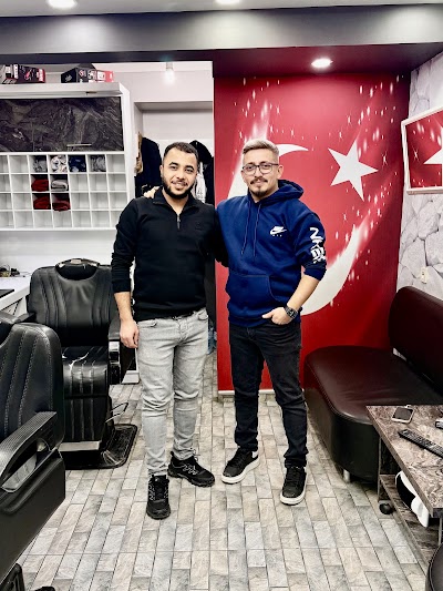 MEDET ERKEK KUAFÖRÜ — kare 2