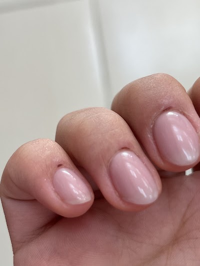 Shine Nail Art Studio — kare 2