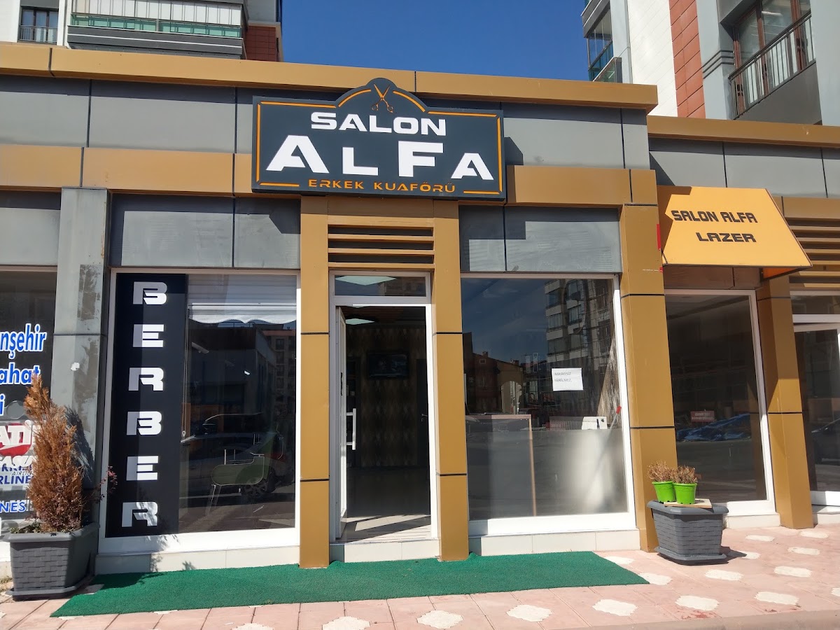Salon alfa — salondan bir kare